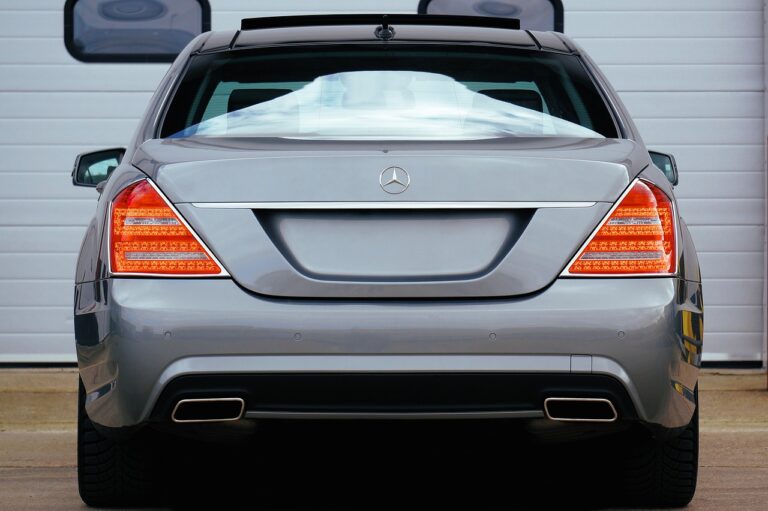 The Role of Augmented Reality in Auto Maintenance Training for Technicians