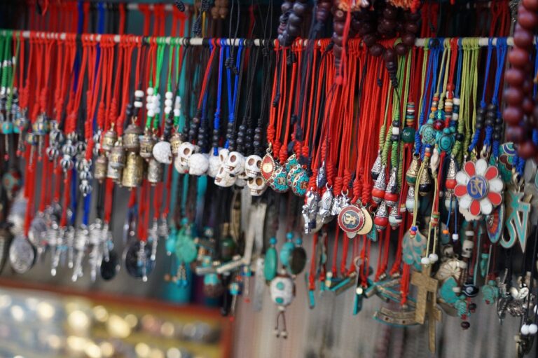 Fashion and Empowerment: How Clothing Can Reflect Strength and Confidence